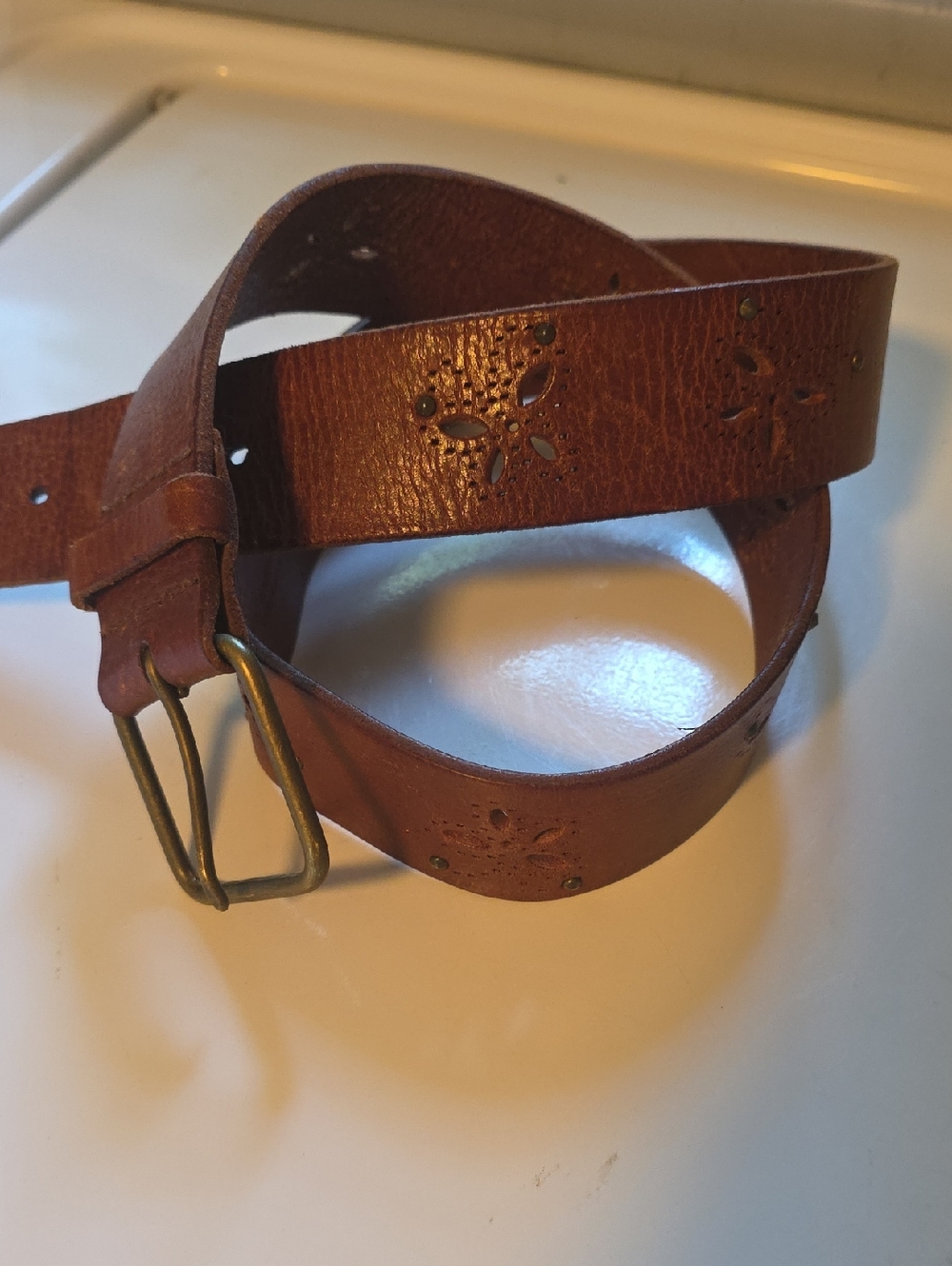 American Eagle Outfitters Brown Floral Cutout Leather Belt